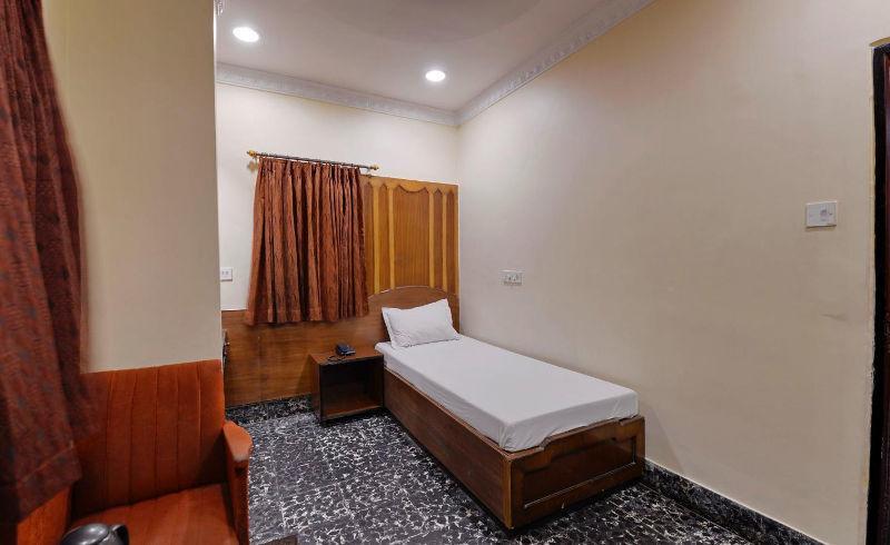Hotel Heera Kolkata Luaran gambar