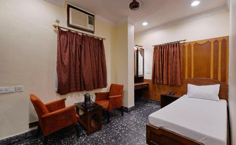 Hotel Heera Kolkata Luaran gambar