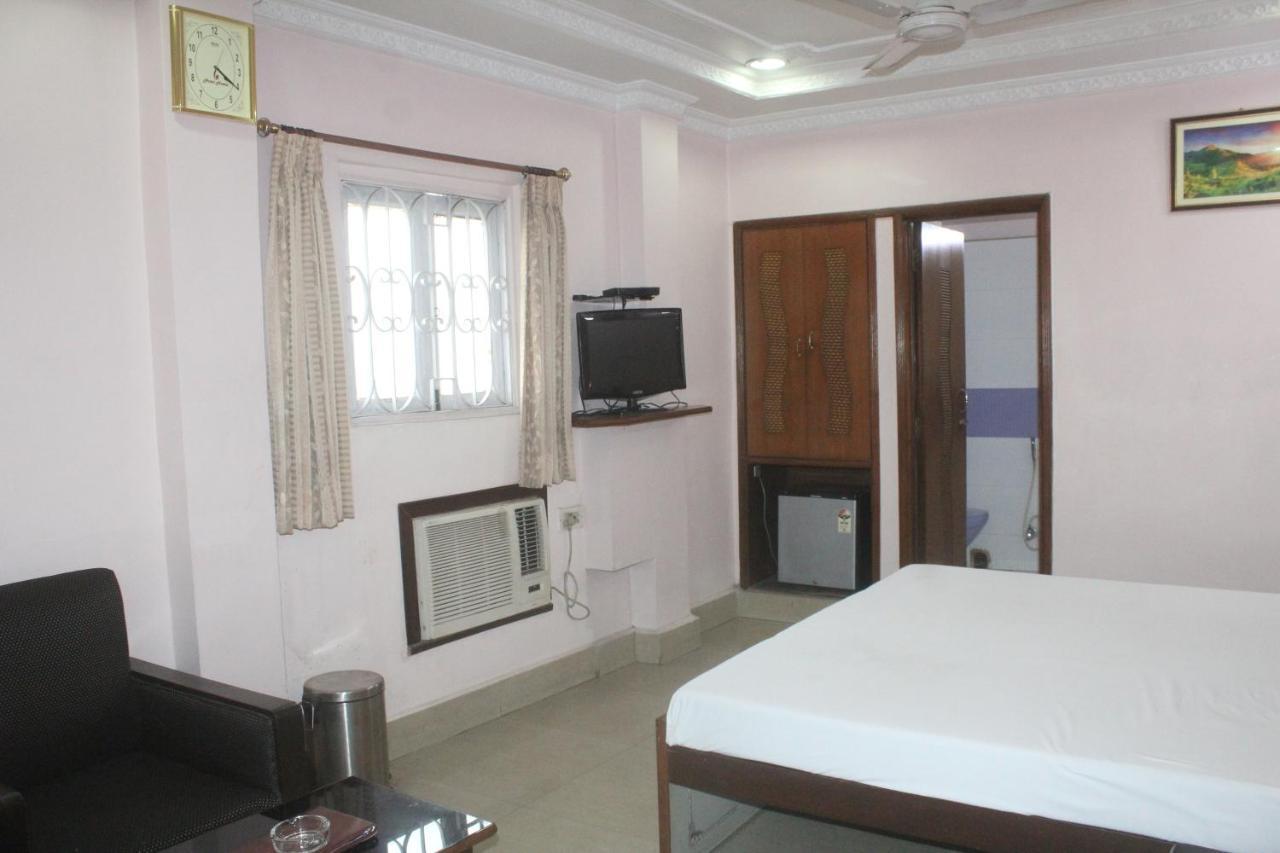 Hotel Heera Kolkata Luaran gambar