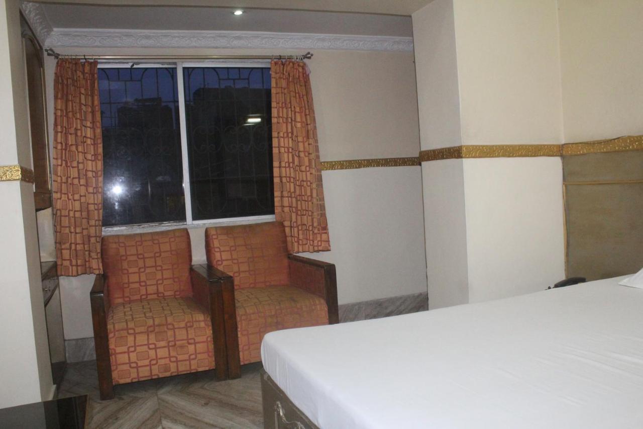 Hotel Heera Kolkata Luaran gambar