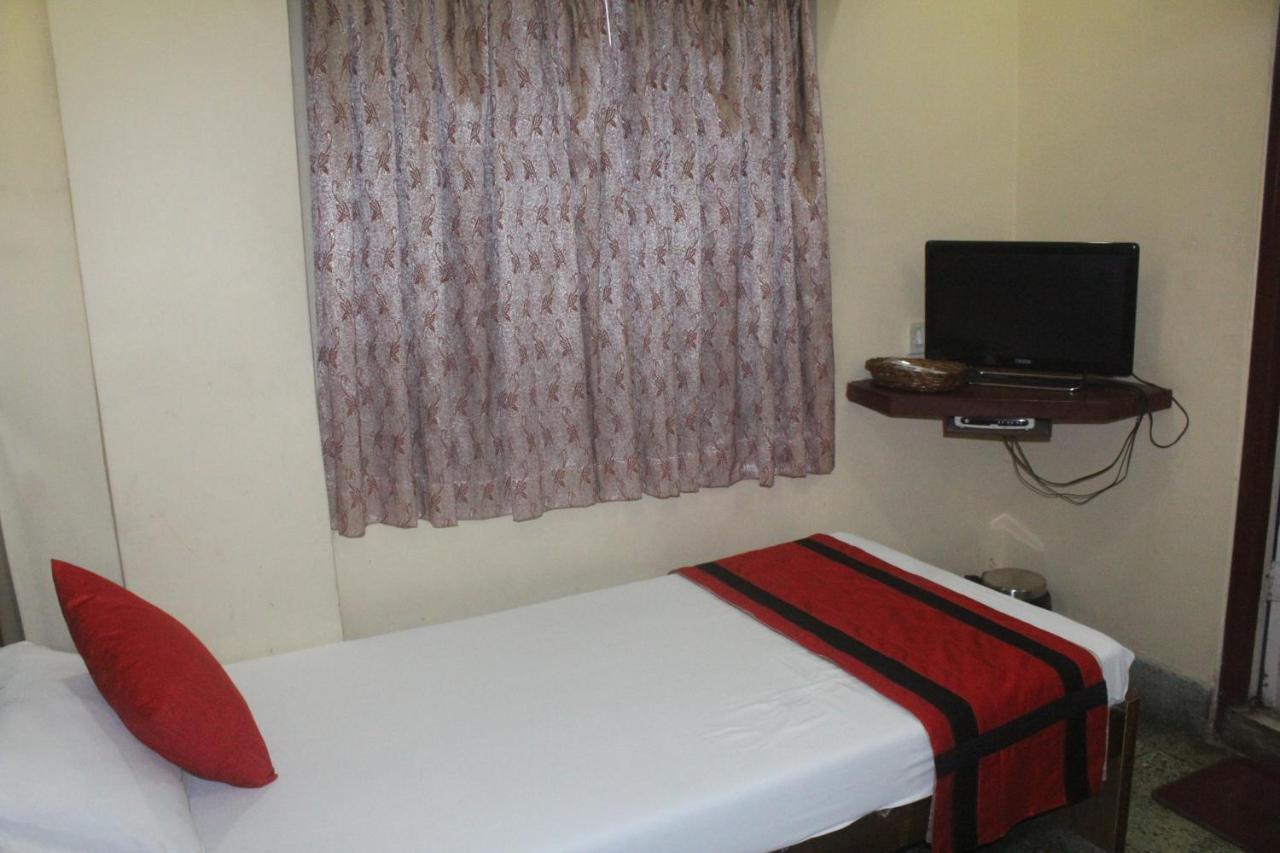 Hotel Heera Kolkata Luaran gambar