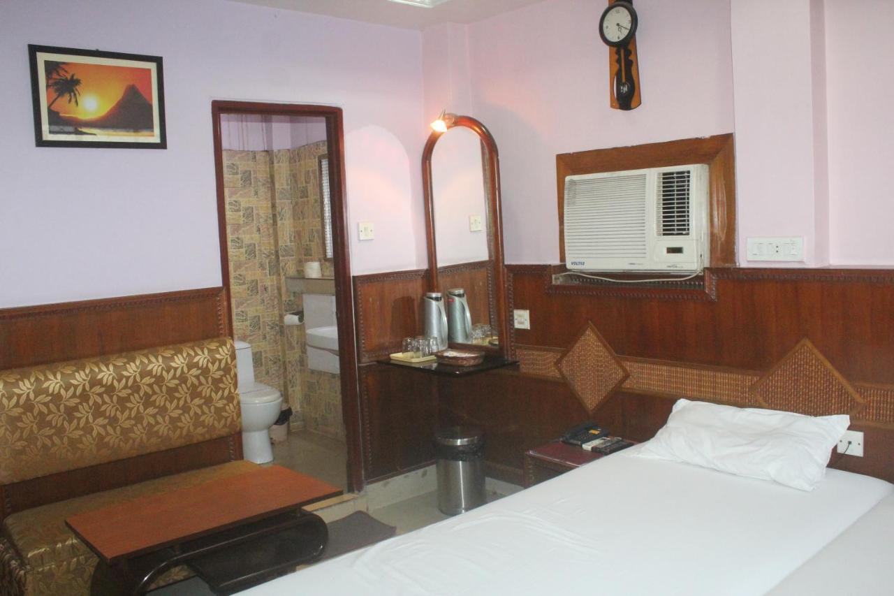 Hotel Heera Kolkata Luaran gambar